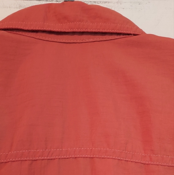 LL Bean Mens Nylon Polyester Orange Short Sleeve Button Up Camp Shirt Med OVU10 - Picture 10 of 12